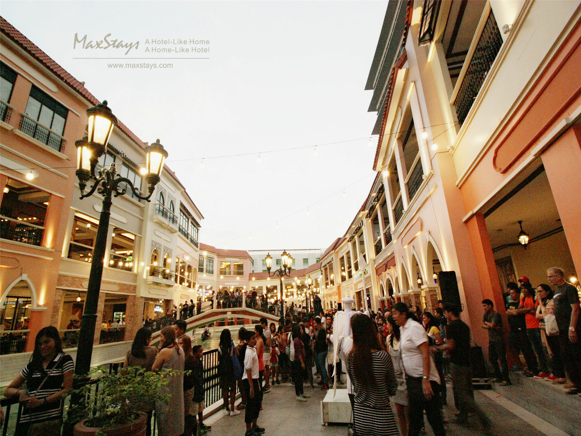 Maxstays - Max Style @ The Venice Residences Taguig Buitenkant foto